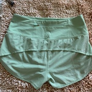 NWOT lululemon Mint Speed Up Short High-Rise 2.5"